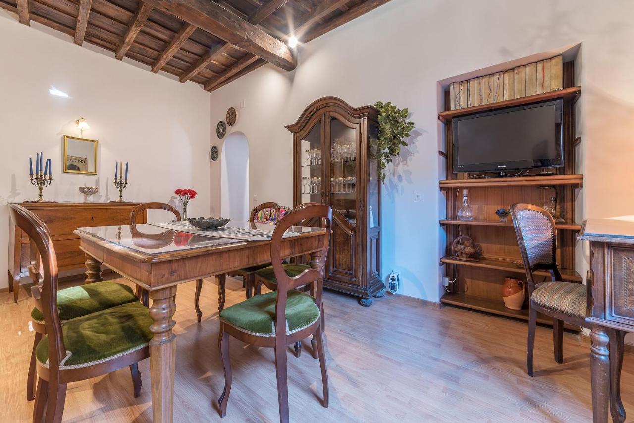 Apartment Montecitorio & Pantheon Stylish Flat Rom